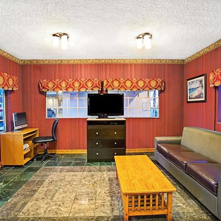 Ramada By Wyndham Marina Del Rey Hotel Eksteriør billede