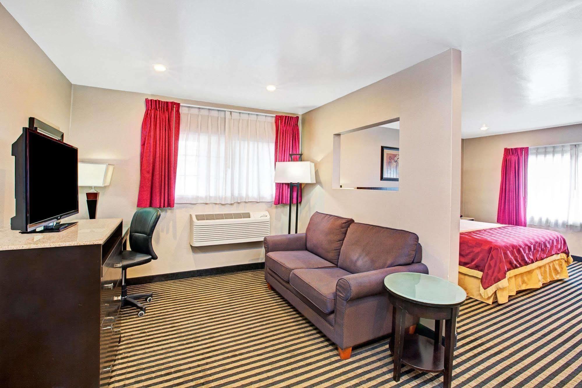Ramada By Wyndham Marina Del Rey Hotel Eksteriør billede